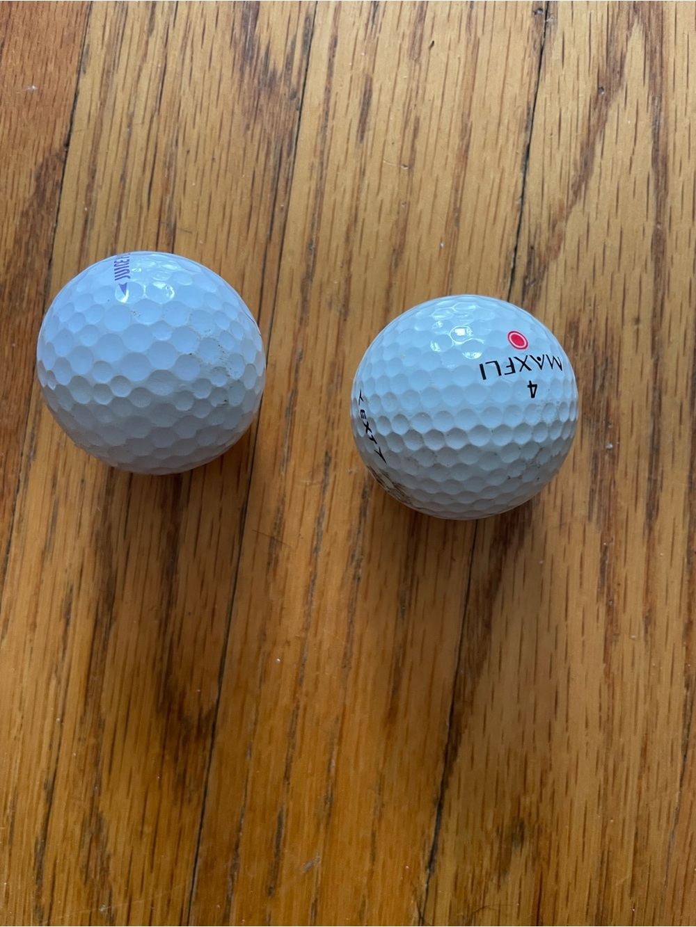 Maxfli White Golf Balls - Pair
